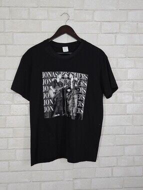 The Jonas Brothers graphic tee